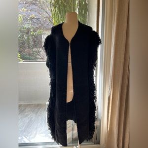 Black wool vest with fringe size medium large brand 21-5